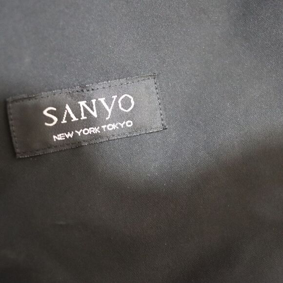 Sanyo Vintage Black Belted Trench Coat Hidden Buttons Vented Size 38R - Picture 15 of 16